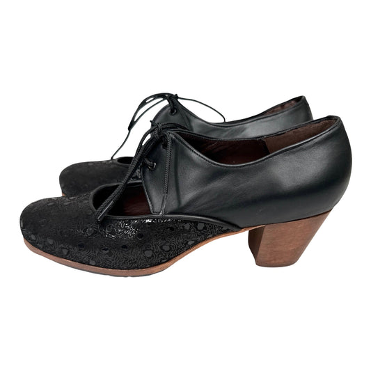Gallardo Yerbabuena C - Pure Flamenco